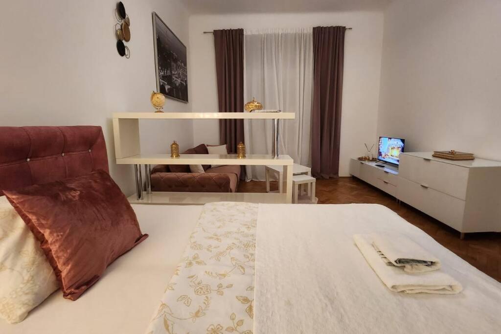 City Apartment